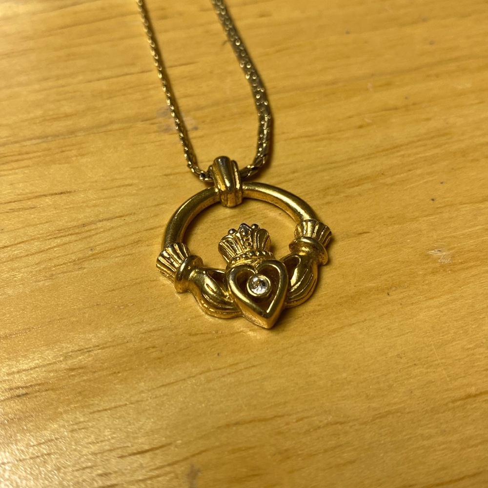 Gold tone (not real) Irish Claddagh necklace